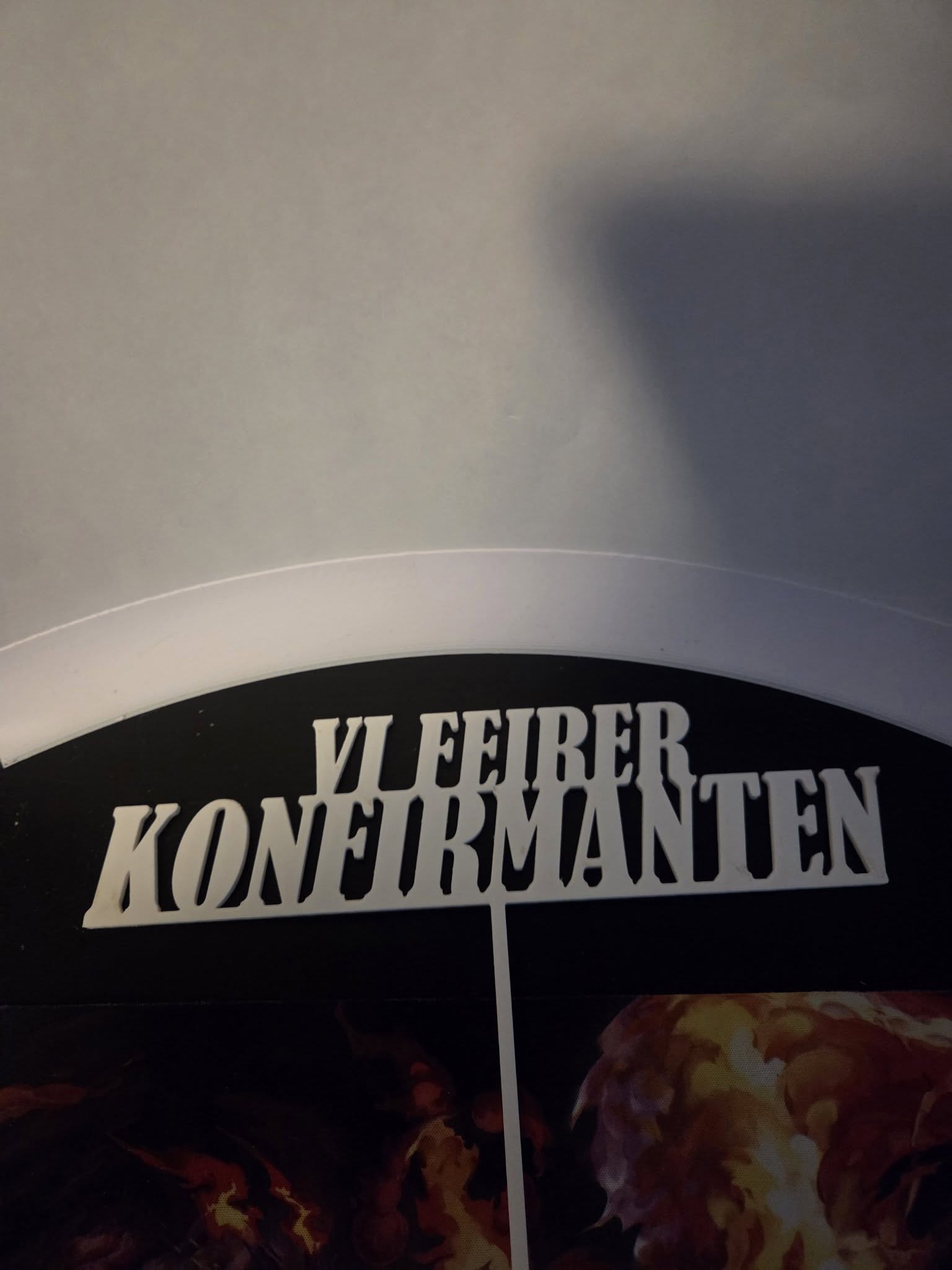 Personlig kaketopp / pynt til kake og gave – valgfri tekst og farge – O3Dprint